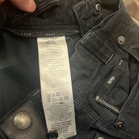 Hugo Boss Youth Boys Pant - Picture 8 of 8